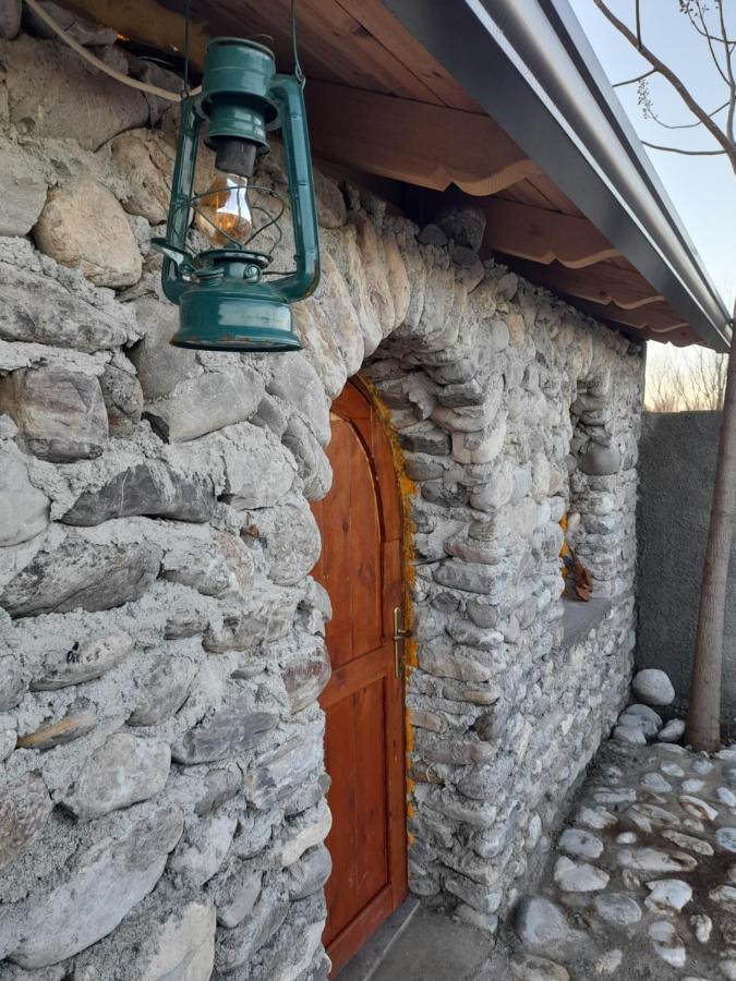 Windmill Shkodra Gesthouse Camping & Grill ภายนอก รูปภาพ