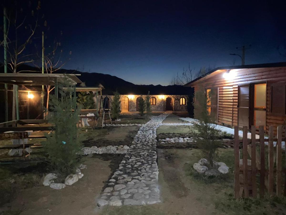 Windmill Shkodra Gesthouse Camping & Grill ภายนอก รูปภาพ