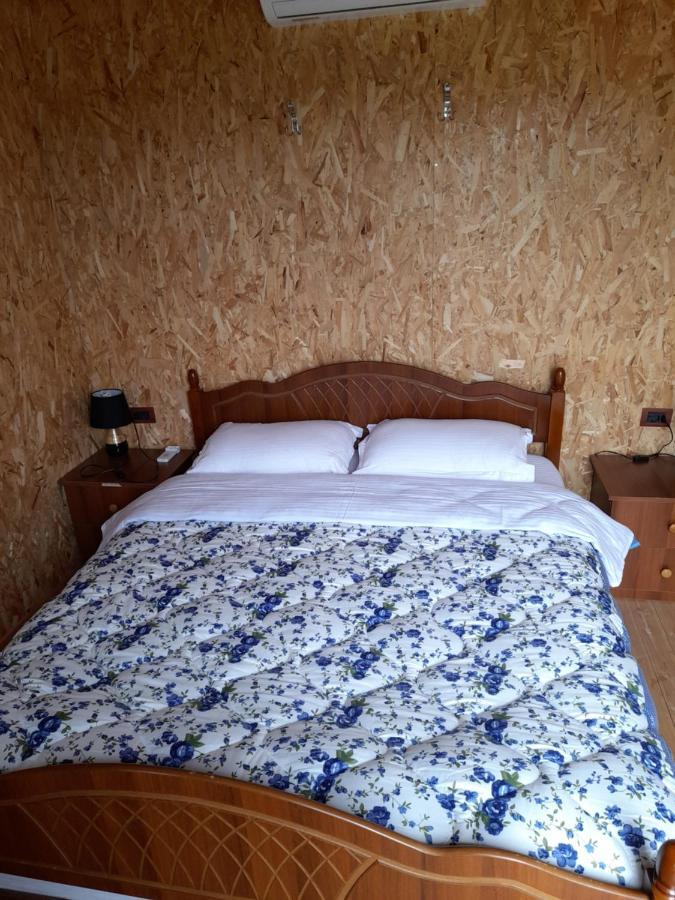 Windmill Shkodra Gesthouse Camping & Grill ภายนอก รูปภาพ
