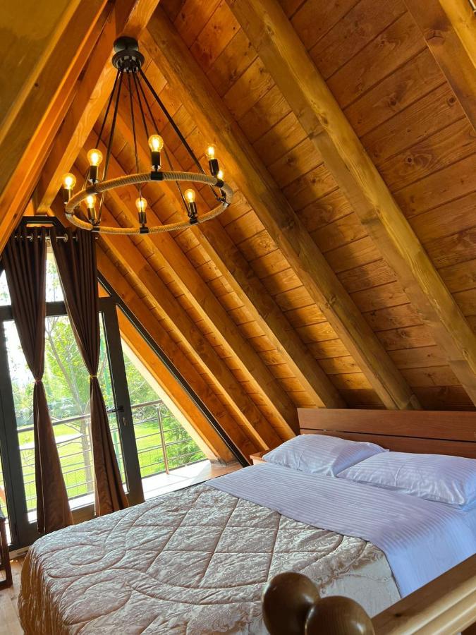 Windmill Shkodra Gesthouse Camping & Grill ภายนอก รูปภาพ