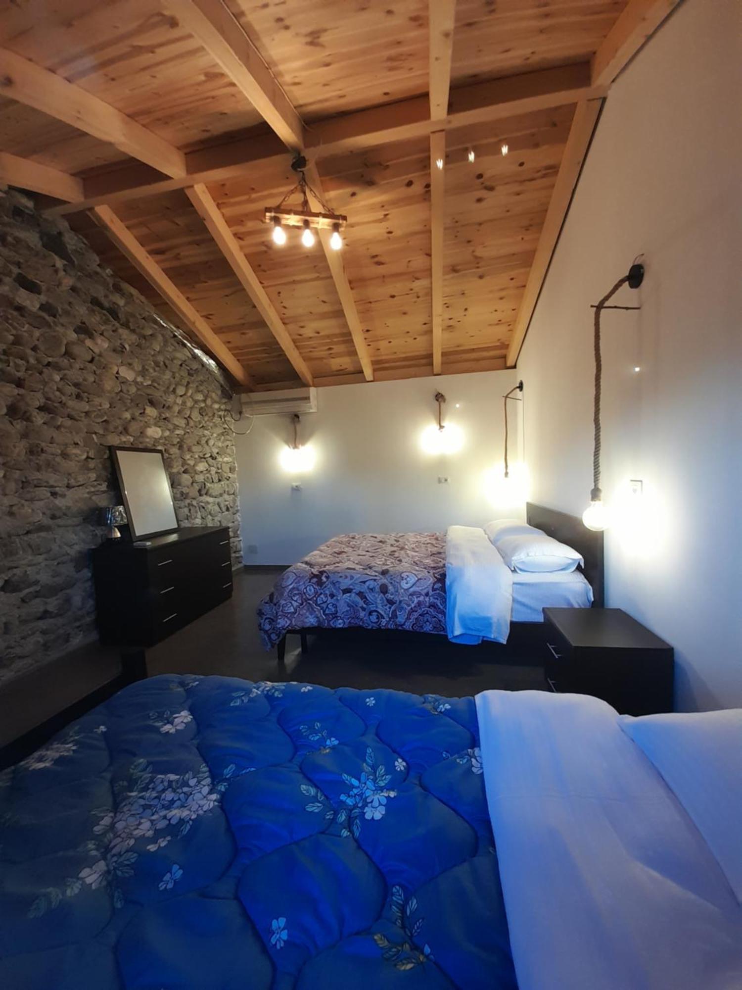 Windmill Shkodra Gesthouse Camping & Grill ห้อง รูปภาพ